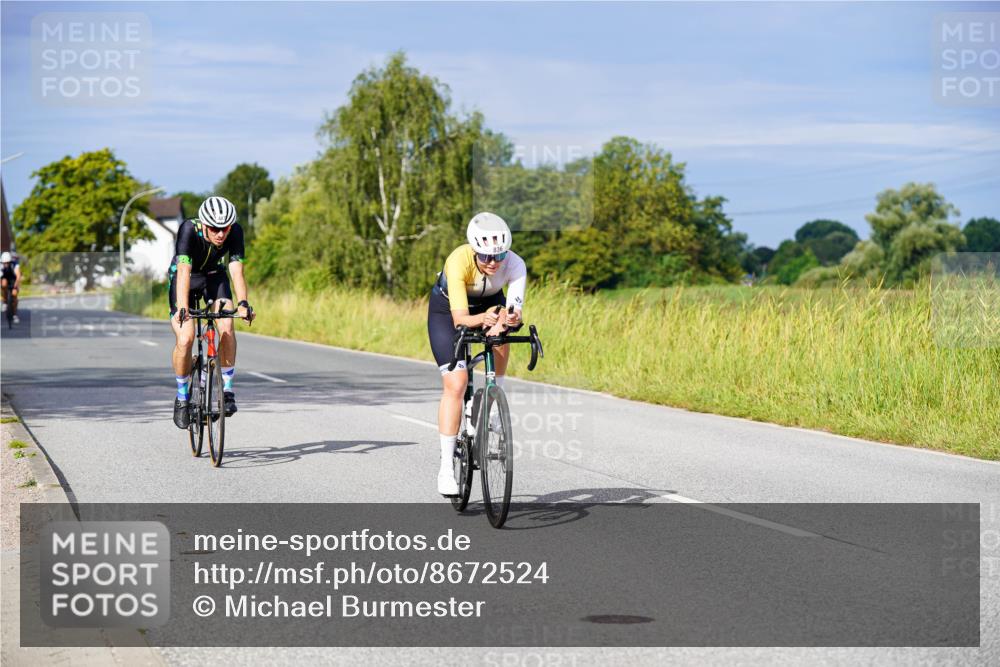 31.08.2025 - Elbe Triathlon Hamburg Michael Burmester http://msf.ph/oto/8672524 31.08.2025 10:07:35 Radfahren 447, 747, 753, 836, 900 meine-sportfotos.de