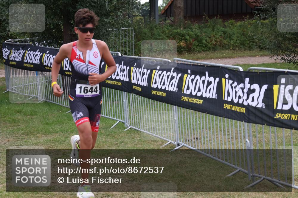 31.08.2025 - Elbe Triathlon Hamburg Luisa Fischer http://msf.ph/oto/8672537 31.08.2025 13:02:24 Laufen 1644 meine-sportfotos.de