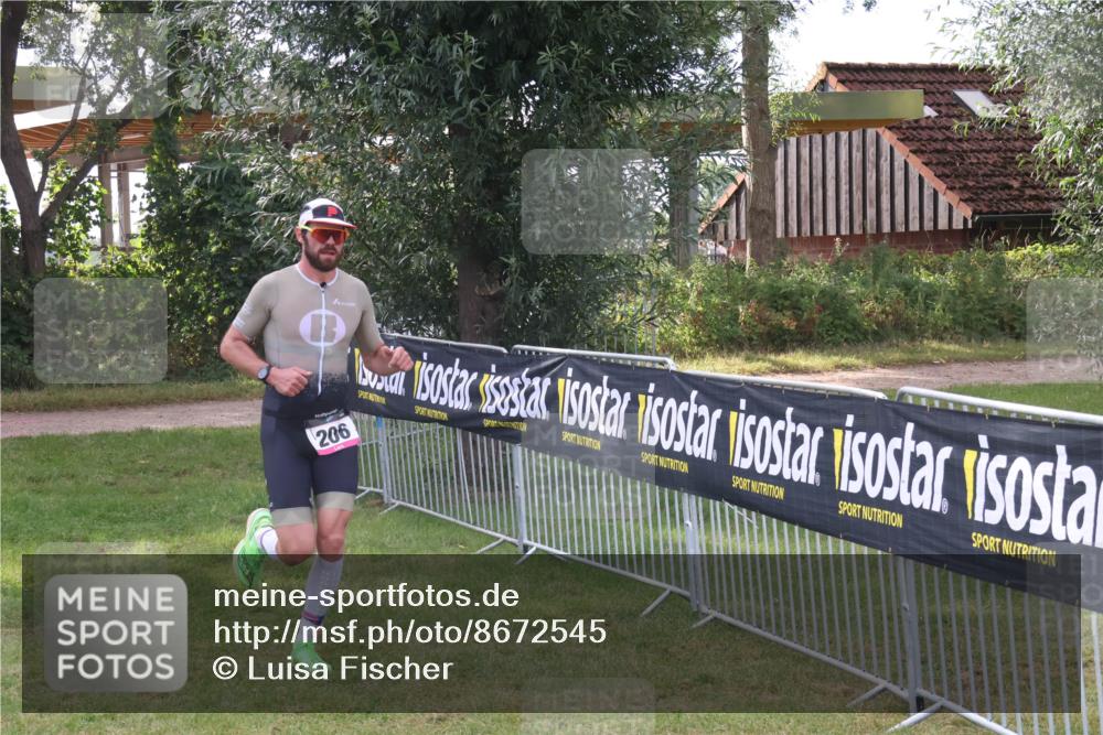 31.08.2025 - Elbe Triathlon Hamburg Luisa Fischer http://msf.ph/oto/8672545 31.08.2025 09:56:37 Laufen 206 meine-sportfotos.de