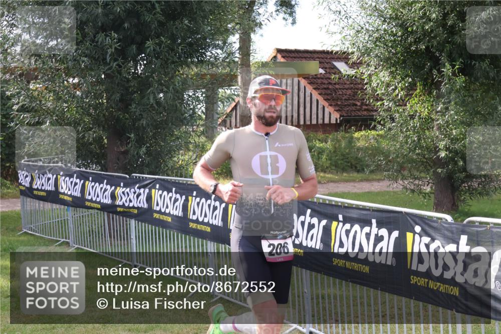 31.08.2025 - Elbe Triathlon Hamburg Luisa Fischer http://msf.ph/oto/8672552 31.08.2025 09:56:38 Laufen 206 meine-sportfotos.de