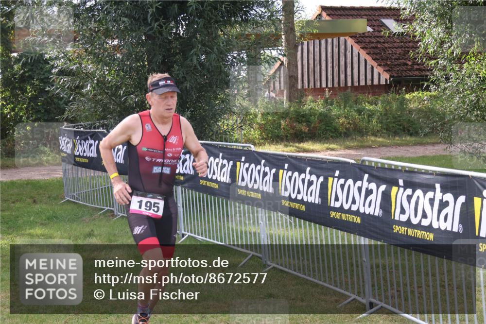 31.08.2025 - Elbe Triathlon Hamburg Luisa Fischer http://msf.ph/oto/8672577 31.08.2025 09:57:39 Laufen 195 meine-sportfotos.de