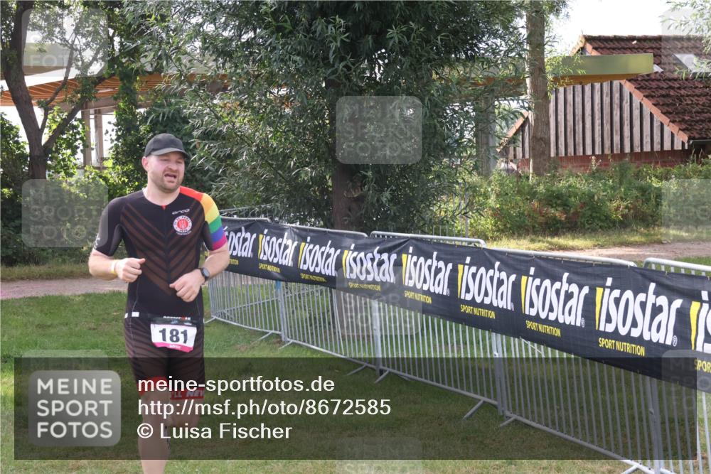 31.08.2025 - Elbe Triathlon Hamburg Luisa Fischer http://msf.ph/oto/8672585 31.08.2025 09:57:52 Laufen 8, 8, 181 meine-sportfotos.de