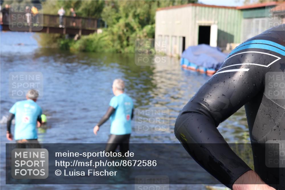 31.08.2025 - Elbe Triathlon Hamburg Luisa Fischer http://msf.ph/oto/8672586 31.08.2025 08:37:07 Schwimmen 170, 221 meine-sportfotos.de