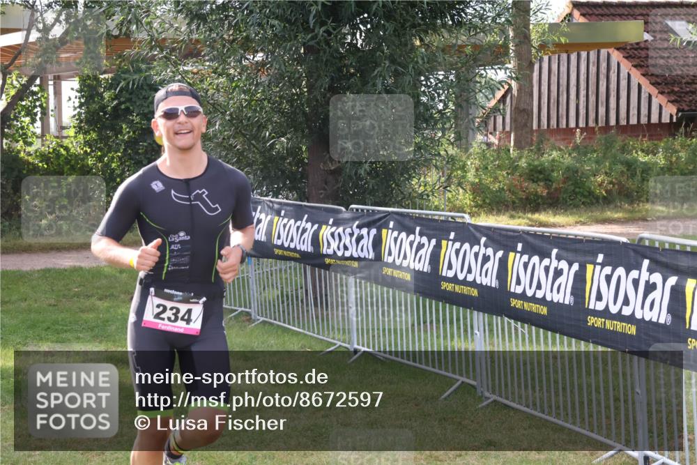 31.08.2025 - Elbe Triathlon Hamburg Luisa Fischer http://msf.ph/oto/8672597 31.08.2025 09:58:04 Laufen 234 meine-sportfotos.de