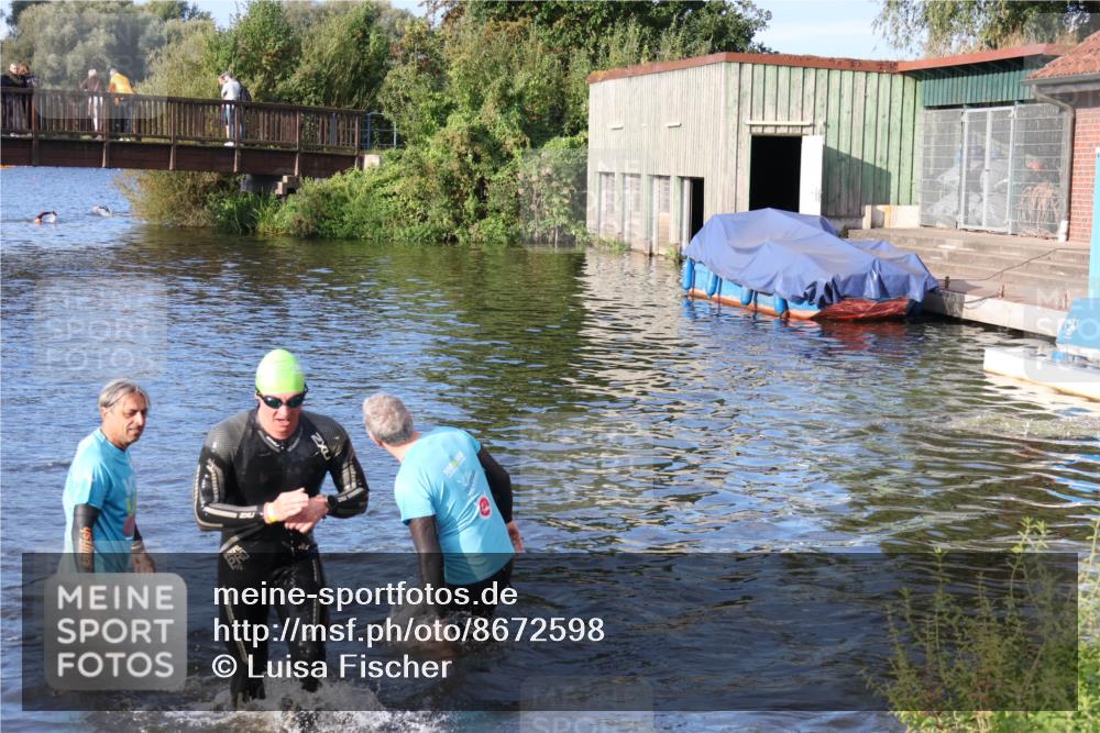 31.08.2025 - Elbe Triathlon Hamburg Luisa Fischer http://msf.ph/oto/8672598 31.08.2025 08:37:12 Schwimmen 221 meine-sportfotos.de