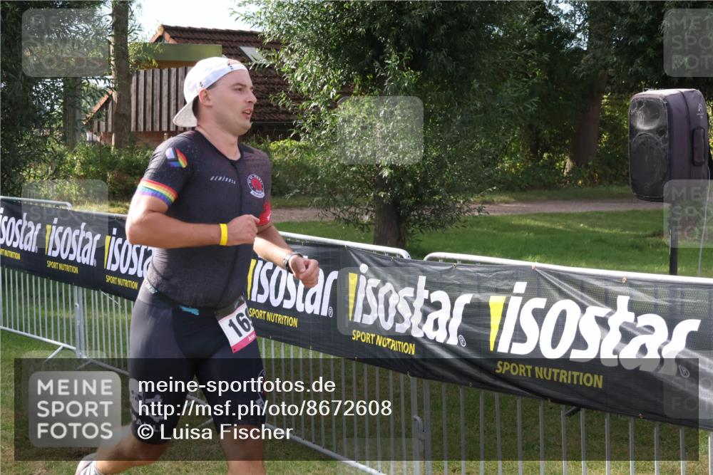 31.08.2025 - Elbe Triathlon Hamburg Luisa Fischer http://msf.ph/oto/8672608 31.08.2025 09:58:19 Laufen 16 meine-sportfotos.de