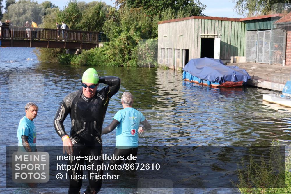 31.08.2025 - Elbe Triathlon Hamburg Luisa Fischer http://msf.ph/oto/8672610 31.08.2025 08:37:13 Schwimmen 221 meine-sportfotos.de