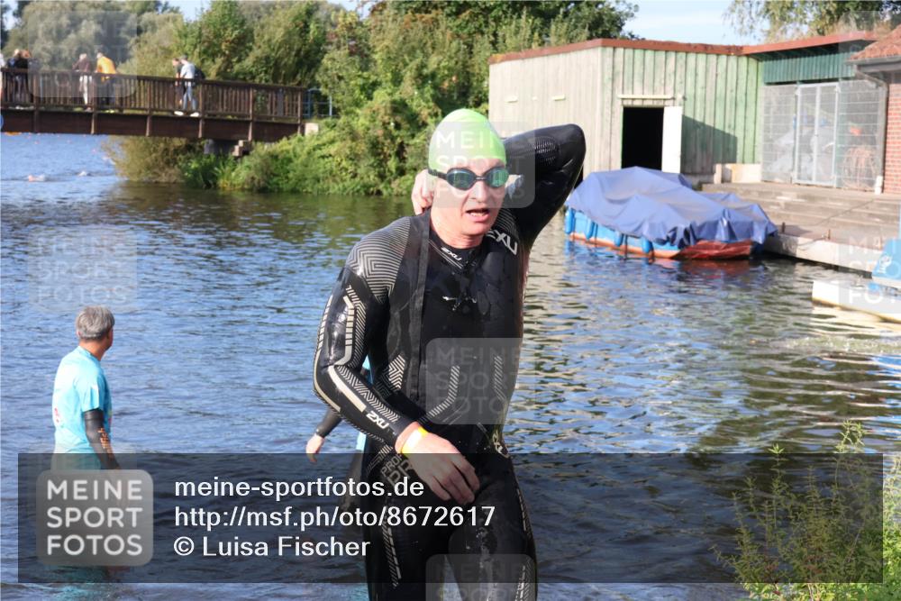 31.08.2025 - Elbe Triathlon Hamburg Luisa Fischer http://msf.ph/oto/8672617 31.08.2025 08:37:14 Schwimmen 221 meine-sportfotos.de