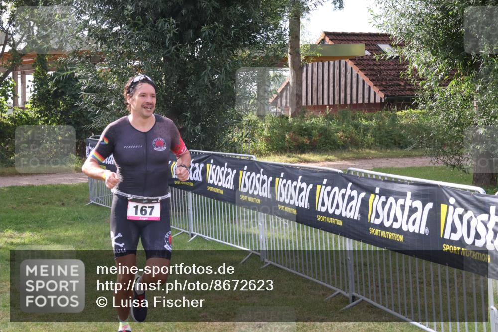 31.08.2025 - Elbe Triathlon Hamburg Luisa Fischer http://msf.ph/oto/8672623 31.08.2025 09:58:34 Laufen 167 meine-sportfotos.de