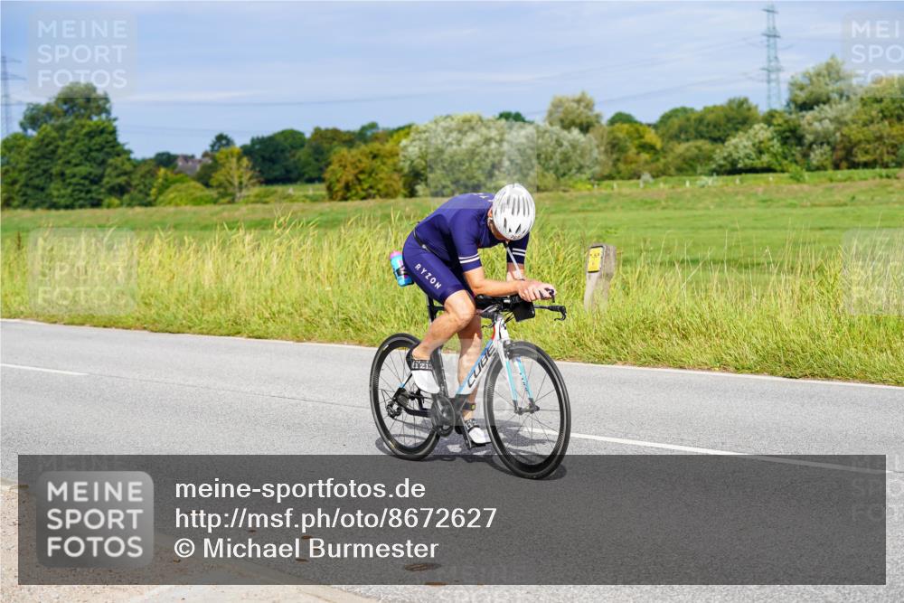 31.08.2025 - Elbe Triathlon Hamburg Michael Burmester http://msf.ph/oto/8672627 31.08.2025 10:08:00 Radfahren 517, 561, 575, 693, 724, 761 meine-sportfotos.de