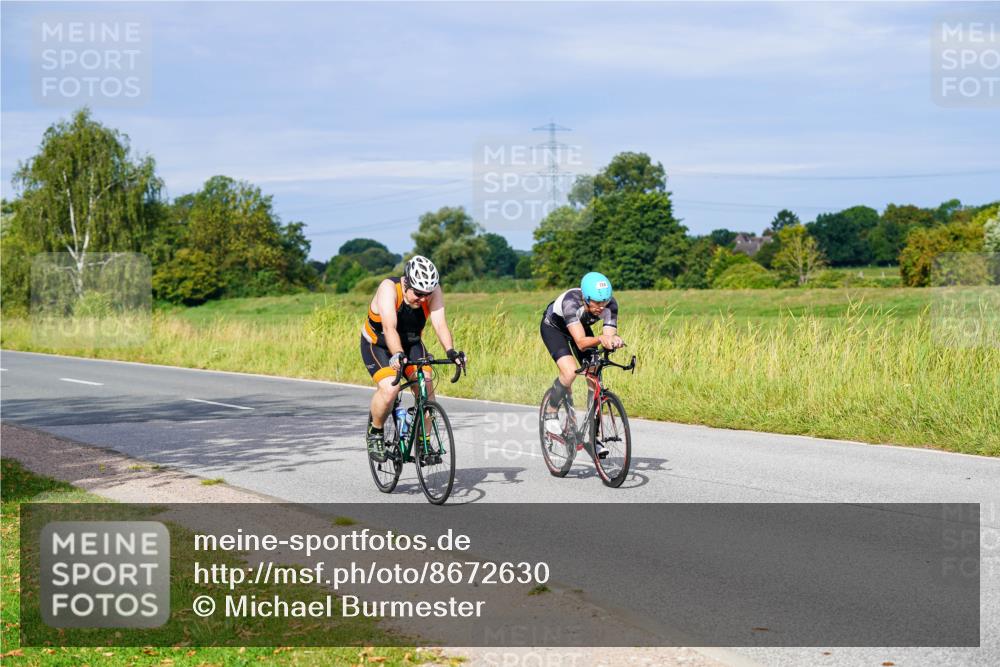 31.08.2025 - Elbe Triathlon Hamburg Michael Burmester http://msf.ph/oto/8672630 31.08.2025 10:08:02 Radfahren 517, 561, 575, 693, 724, 761 meine-sportfotos.de