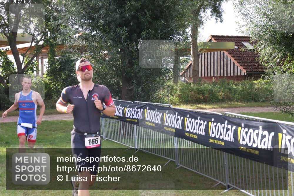 31.08.2025 - Elbe Triathlon Hamburg Luisa Fischer http://msf.ph/oto/8672640 31.08.2025 09:58:52 Laufen 166 meine-sportfotos.de