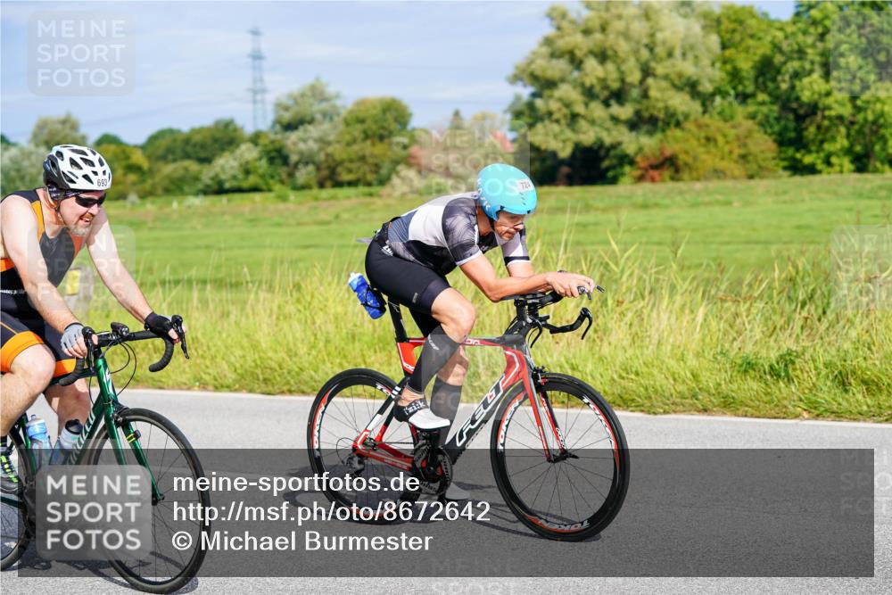 31.08.2025 - Elbe Triathlon Hamburg Michael Burmester http://msf.ph/oto/8672642 31.08.2025 10:08:03 Radfahren 517, 575, 693, 724, 761 meine-sportfotos.de