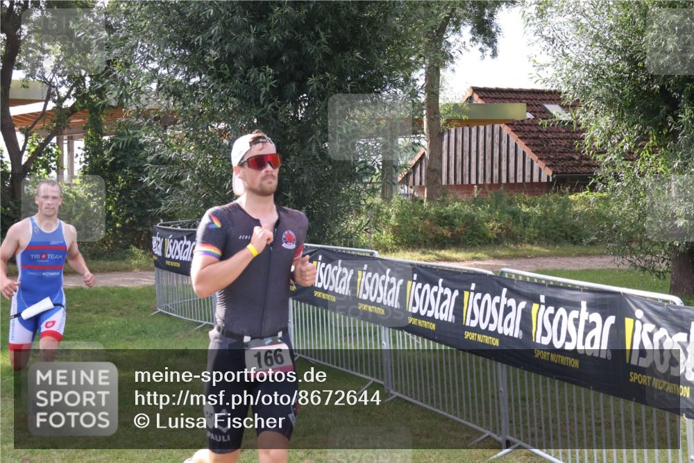 31.08.2025 - Elbe Triathlon Hamburg Luisa Fischer http://msf.ph/oto/8672644 31.08.2025 09:58:53 Laufen 166 meine-sportfotos.de