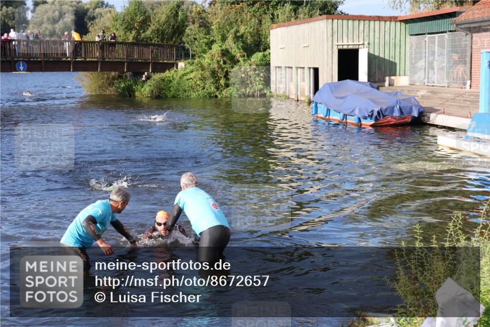 31.08.2025 - Elbe Triathlon Hamburg Luisa Fischer http://msf.ph/oto/8672657 31.08.2025 08:38:23 Schwimmen 183, 245 meine-sportfotos.de
