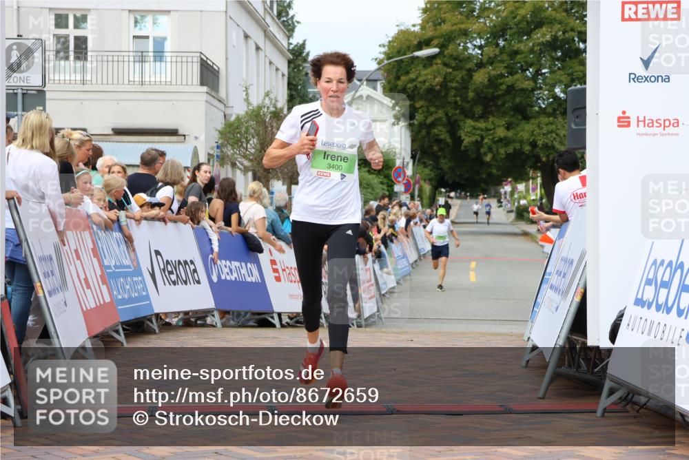 31.08.2025 - 21. Blankeneser Heldenlauf Strokosch-Dieckow http://msf.ph/oto/8672659 31.08.2025 10:52:21 Ziel 3400 meine-sportfotos.de