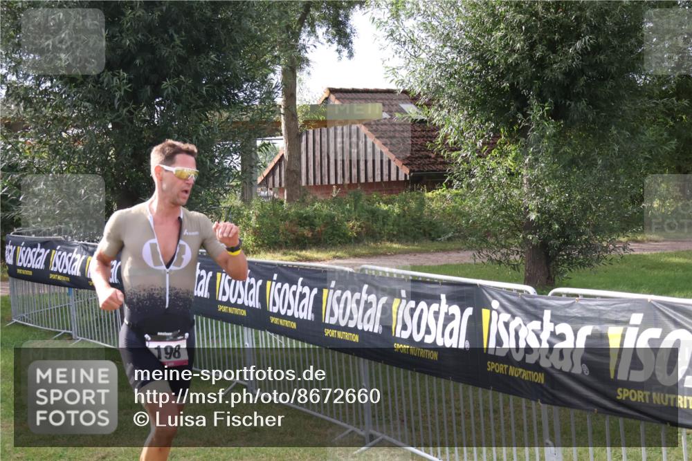 31.08.2025 - Elbe Triathlon Hamburg Luisa Fischer http://msf.ph/oto/8672660 31.08.2025 09:59:06 Laufen 198 meine-sportfotos.de
