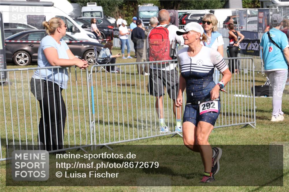 31.08.2025 - Elbe Triathlon Hamburg Luisa Fischer http://msf.ph/oto/8672679 31.08.2025 10:00:52 Laufen 292 meine-sportfotos.de