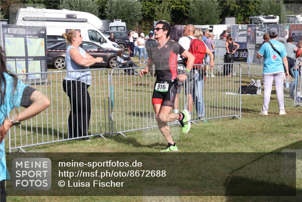 31.08.2025 - Elbe Triathlon Hamburg Luisa Fischer http://msf.ph/oto/8672688 31.08.2025 10:01:00 Laufen 516 meine-sportfotos.de