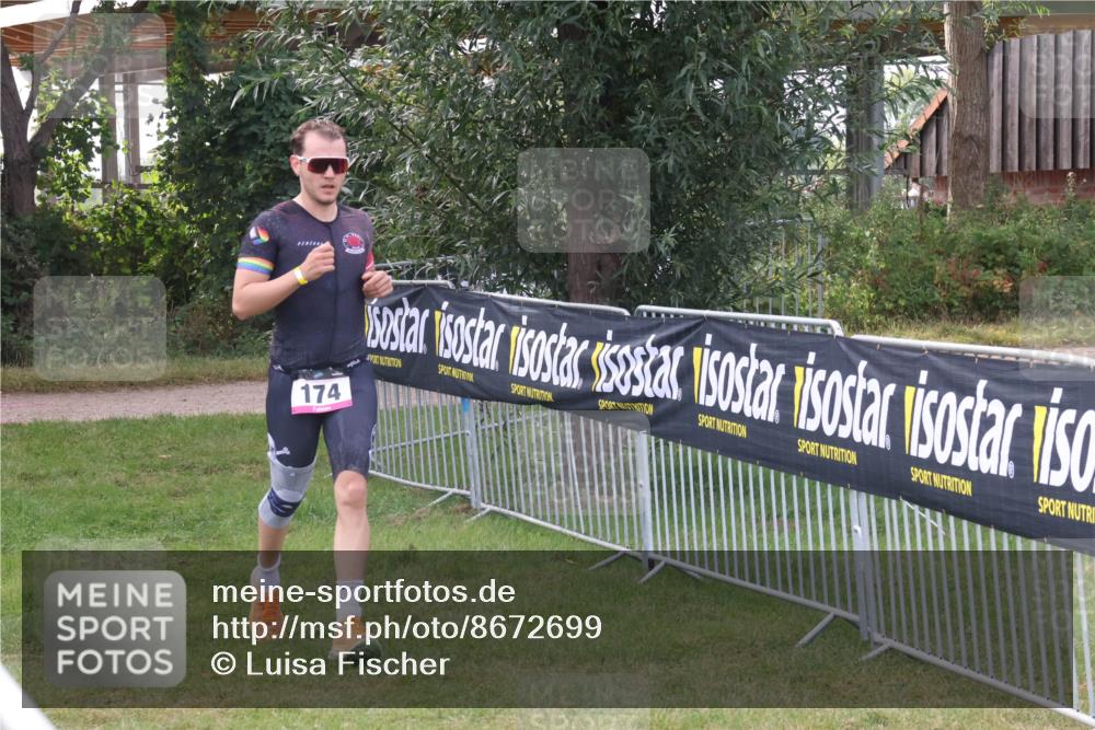 31.08.2025 - Elbe Triathlon Hamburg Luisa Fischer http://msf.ph/oto/8672699 31.08.2025 10:01:56 Laufen 174 meine-sportfotos.de