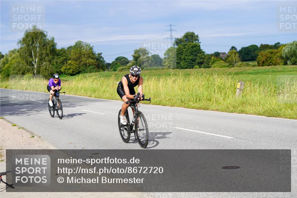 31.08.2025 - Elbe Triathlon Hamburg Michael Burmester http://msf.ph/oto/8672720 31.08.2025 10:08:26 Radfahren 472, 704, 741, 905, 922 meine-sportfotos.de