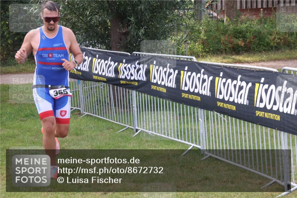 31.08.2025 - Elbe Triathlon Hamburg Luisa Fischer http://msf.ph/oto/8672732 31.08.2025 10:02:27 Laufen 355 meine-sportfotos.de