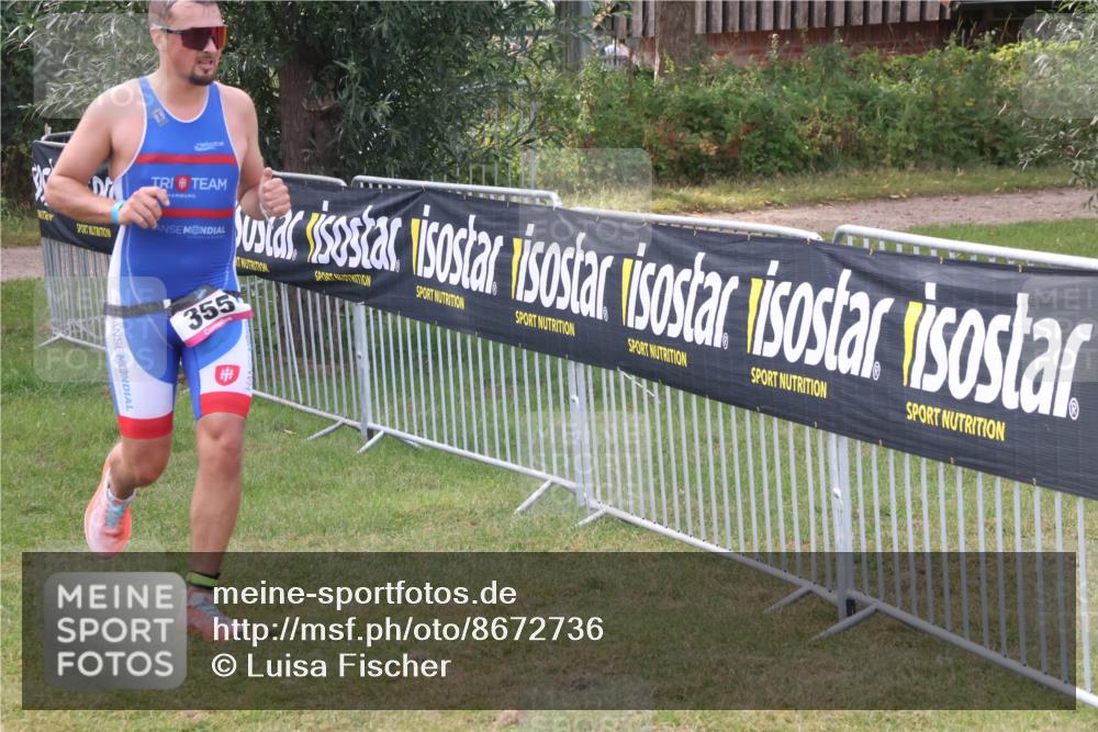 31.08.2025 - Elbe Triathlon Hamburg Luisa Fischer http://msf.ph/oto/8672736 31.08.2025 10:02:27 Laufen 355 meine-sportfotos.de