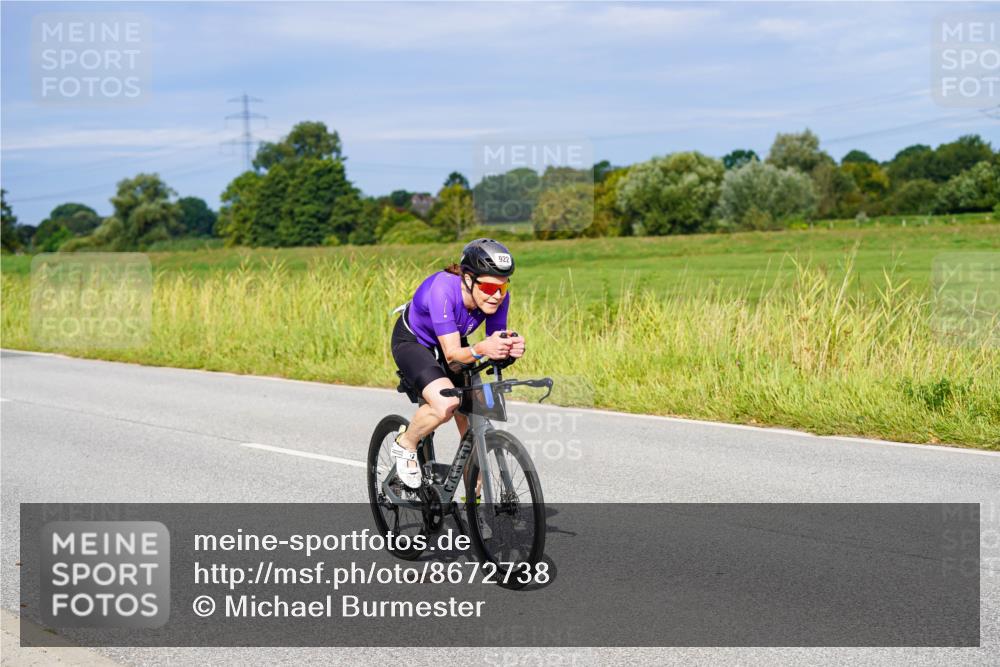 31.08.2025 - Elbe Triathlon Hamburg Michael Burmester http://msf.ph/oto/8672738 31.08.2025 10:08:27 Radfahren 472, 704, 741, 905, 922 meine-sportfotos.de
