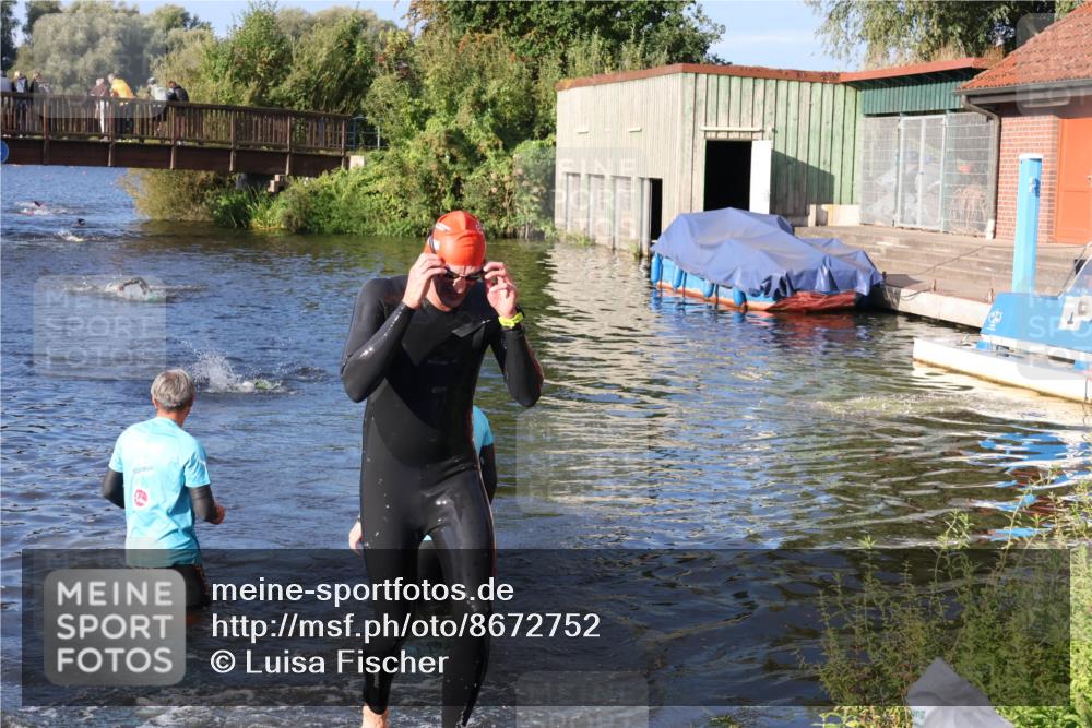 31.08.2025 - Elbe Triathlon Hamburg Luisa Fischer http://msf.ph/oto/8672752 31.08.2025 08:38:58 Schwimmen 214 meine-sportfotos.de