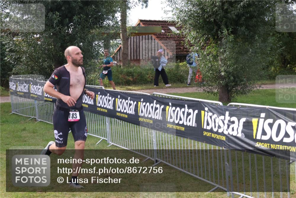 31.08.2025 - Elbe Triathlon Hamburg Luisa Fischer http://msf.ph/oto/8672756 31.08.2025 10:02:37 Laufen 183, 221 meine-sportfotos.de