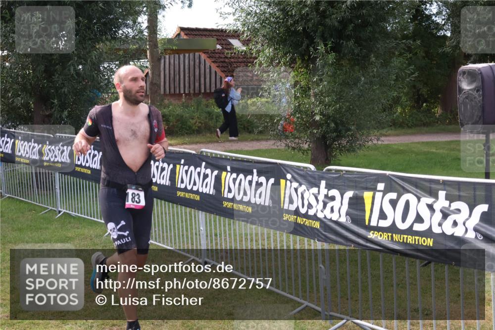 31.08.2025 - Elbe Triathlon Hamburg Luisa Fischer http://msf.ph/oto/8672757 31.08.2025 10:02:37 Laufen 183 meine-sportfotos.de