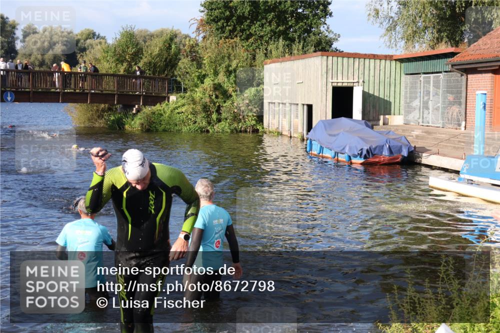 31.08.2025 - Elbe Triathlon Hamburg Luisa Fischer http://msf.ph/oto/8672798 31.08.2025 08:39:11 Schwimmen 345, 363 meine-sportfotos.de