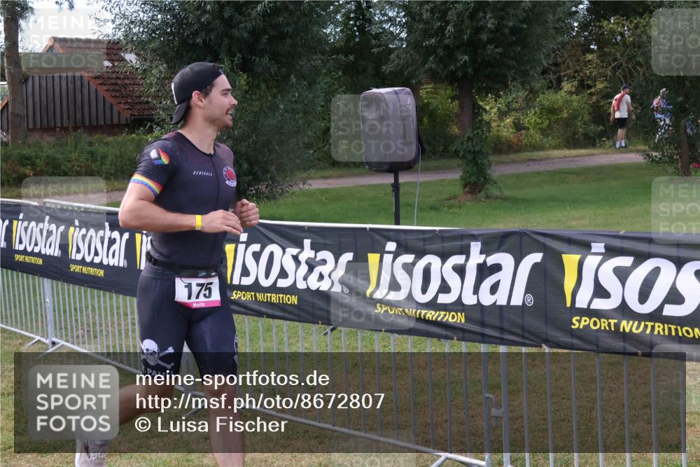 31.08.2025 - Elbe Triathlon Hamburg Luisa Fischer http://msf.ph/oto/8672807 31.08.2025 10:03:47 Laufen 175 meine-sportfotos.de