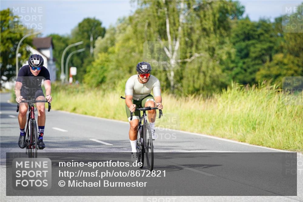 31.08.2025 - Elbe Triathlon Hamburg Michael Burmester http://msf.ph/oto/8672821 31.08.2025 10:08:49 Radfahren 446, 481, 525, 574, 639, 698, 725, 801 meine-sportfotos.de