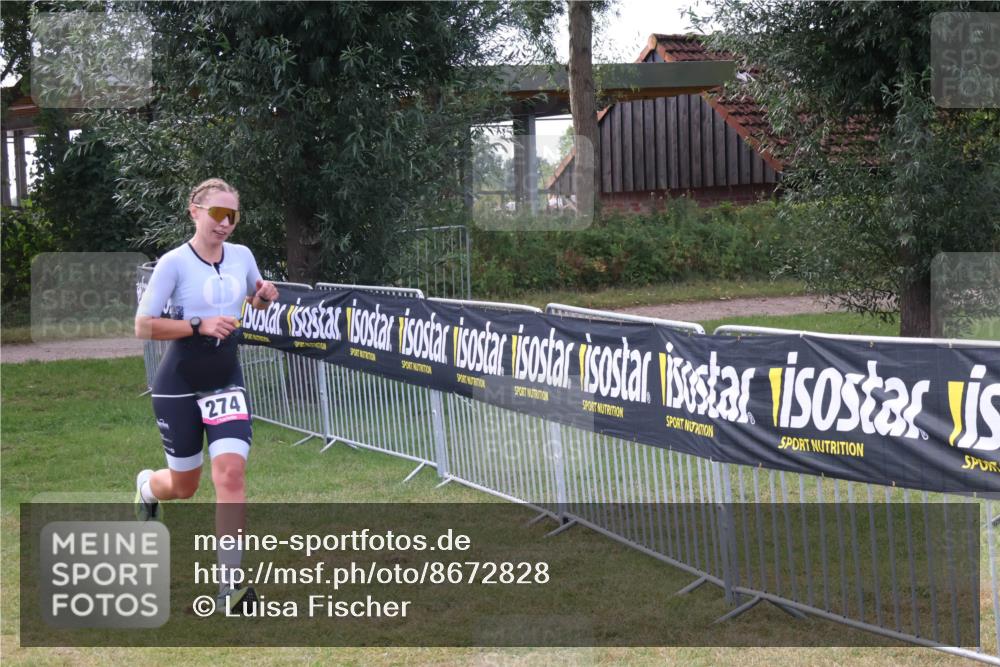 31.08.2025 - Elbe Triathlon Hamburg Luisa Fischer http://msf.ph/oto/8672828 31.08.2025 10:04:07 Laufen 274 meine-sportfotos.de