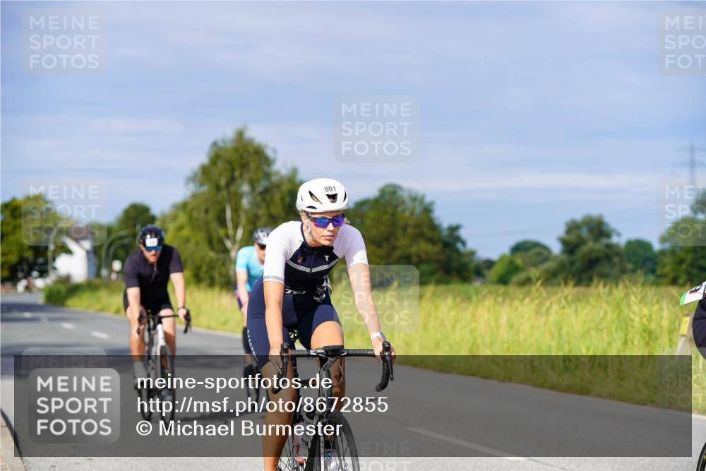 31.08.2025 - Elbe Triathlon Hamburg Michael Burmester http://msf.ph/oto/8672855 31.08.2025 10:08:53 Radfahren 405, 446, 481, 525, 574, 639, 677, 725, 801 meine-sportfotos.de