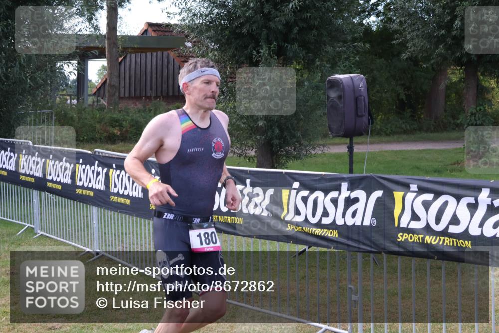 31.08.2025 - Elbe Triathlon Hamburg Luisa Fischer http://msf.ph/oto/8672862 31.08.2025 10:04:23 Laufen 3, 3, 80, 180 meine-sportfotos.de