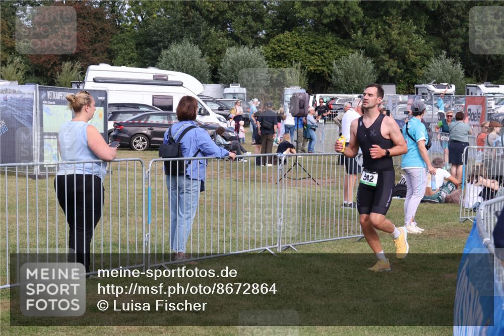 31.08.2025 - Elbe Triathlon Hamburg Luisa Fischer http://msf.ph/oto/8672864 31.08.2025 10:04:56 Laufen 542 meine-sportfotos.de