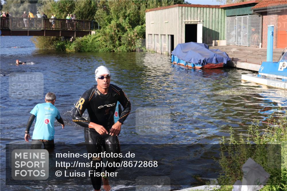 31.08.2025 - Elbe Triathlon Hamburg Luisa Fischer http://msf.ph/oto/8672868 31.08.2025 08:39:37 Schwimmen 228, 312 meine-sportfotos.de