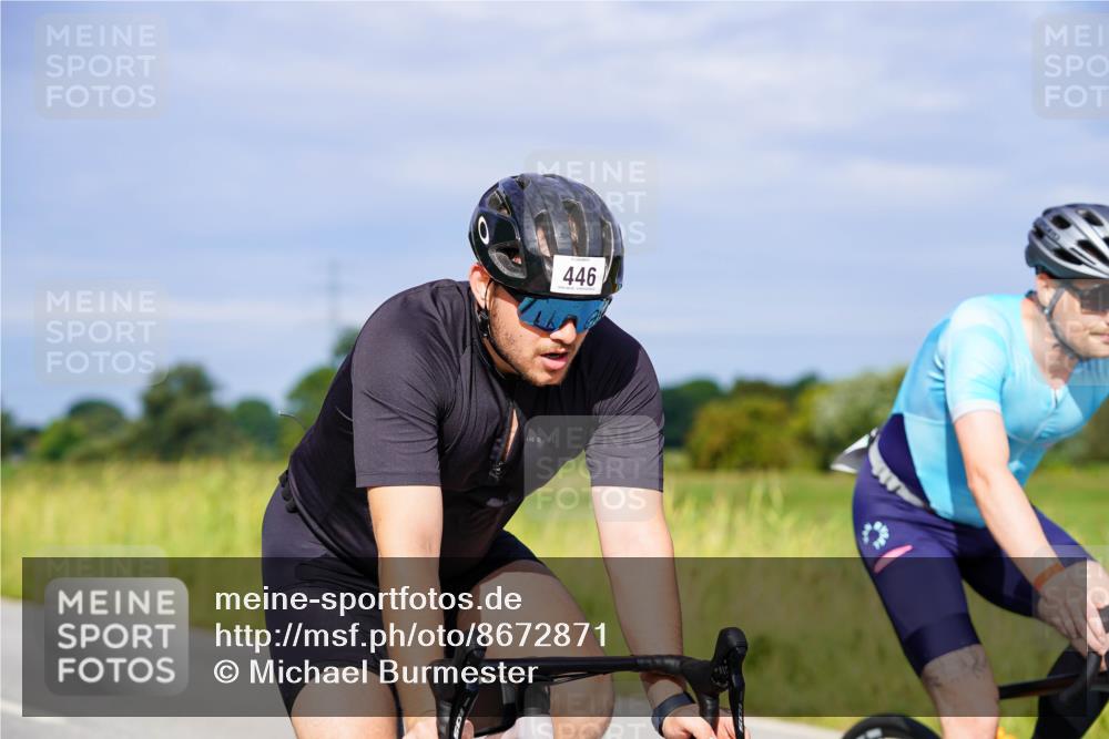 31.08.2025 - Elbe Triathlon Hamburg Michael Burmester http://msf.ph/oto/8672871 31.08.2025 10:08:54 Radfahren 405, 446, 574, 639, 677, 725, 801 meine-sportfotos.de