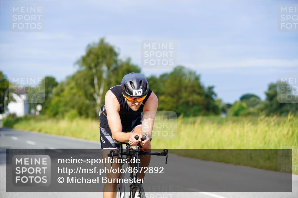 31.08.2025 - Elbe Triathlon Hamburg Michael Burmester http://msf.ph/oto/8672892 31.08.2025 10:09:00 Radfahren 405, 677 meine-sportfotos.de