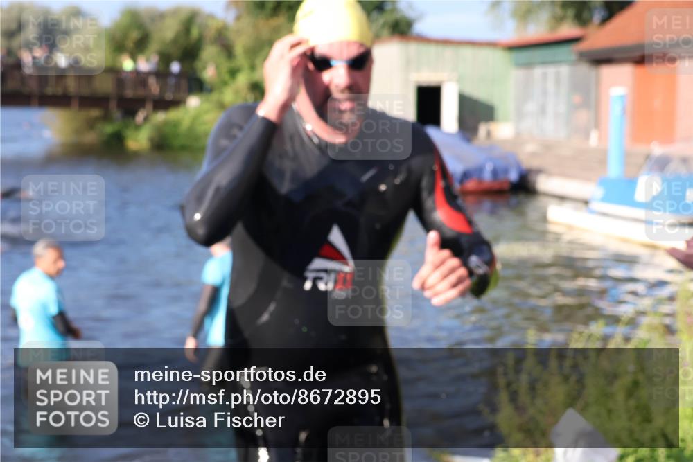 31.08.2025 - Elbe Triathlon Hamburg Luisa Fischer http://msf.ph/oto/8672895 31.08.2025 08:39:45 Schwimmen 312 meine-sportfotos.de