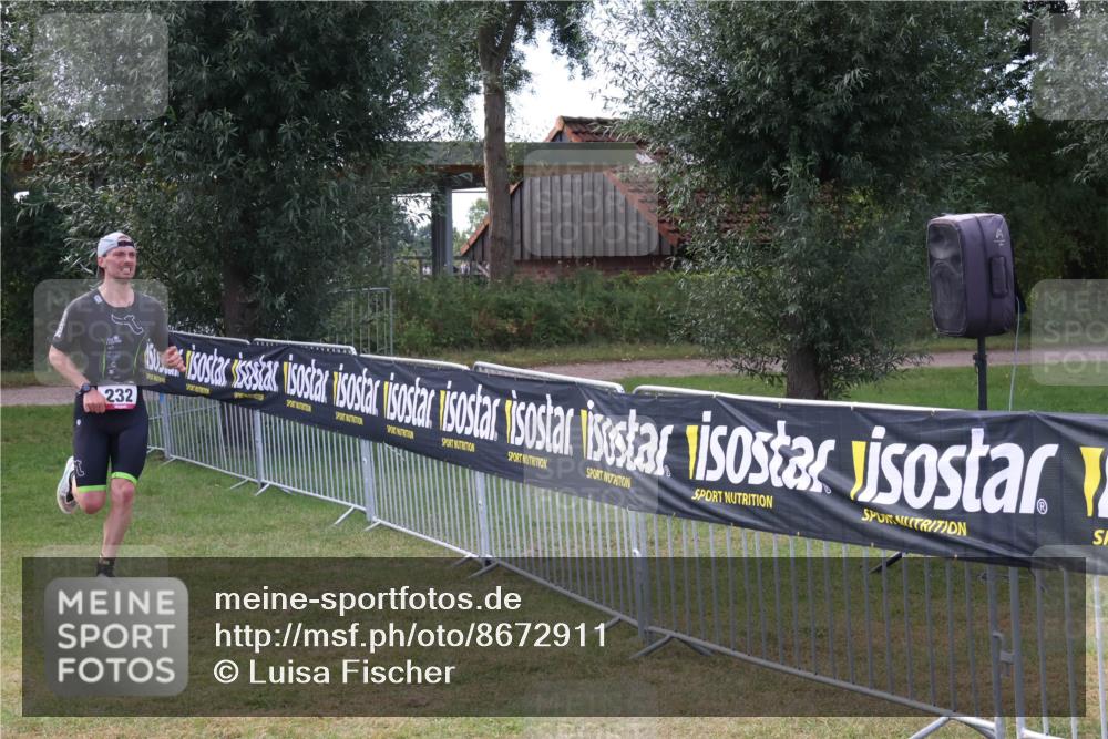 31.08.2025 - Elbe Triathlon Hamburg Luisa Fischer http://msf.ph/oto/8672911 31.08.2025 10:05:44 Laufen 232 meine-sportfotos.de