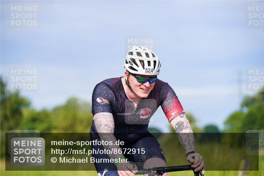 31.08.2025 - Elbe Triathlon Hamburg Michael Burmester http://msf.ph/oto/8672915 31.08.2025 10:09:23 Radfahren 391, 524 meine-sportfotos.de