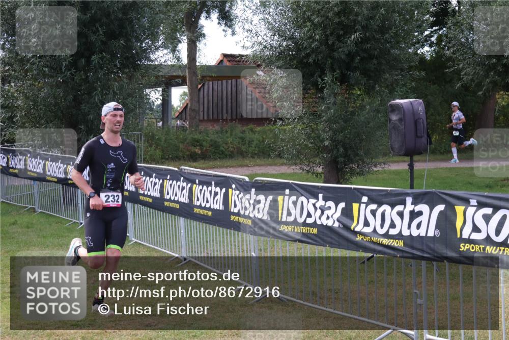 31.08.2025 - Elbe Triathlon Hamburg Luisa Fischer http://msf.ph/oto/8672916 31.08.2025 10:05:45 Laufen 232 meine-sportfotos.de