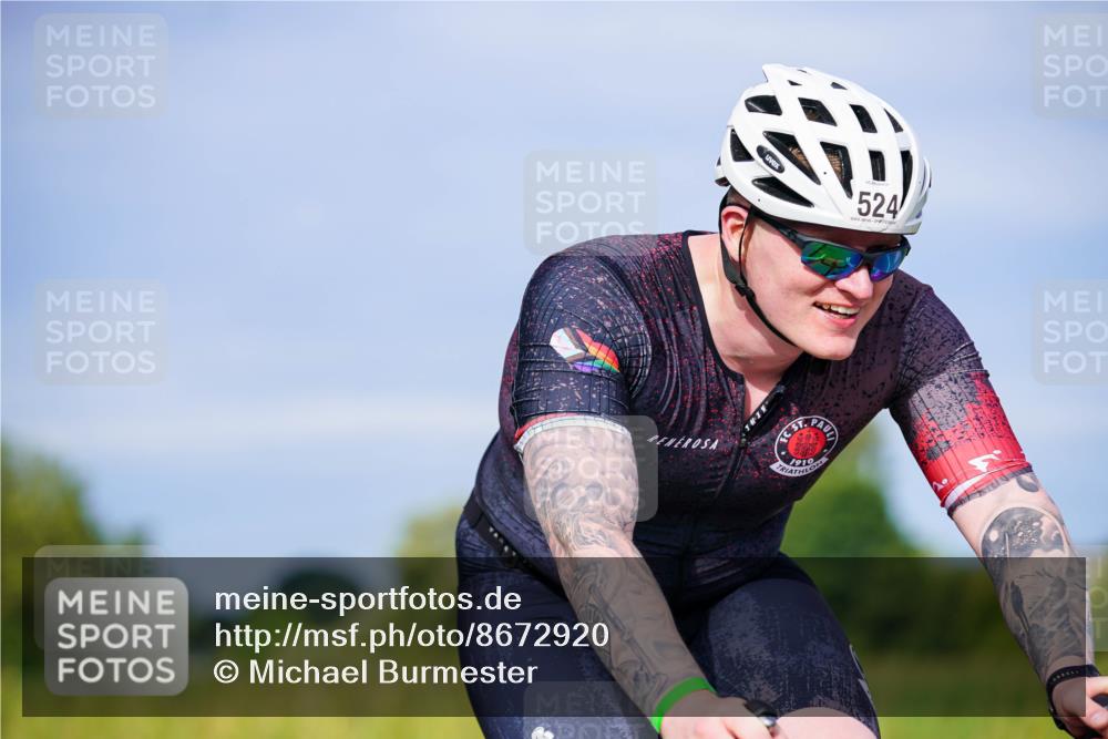 31.08.2025 - Elbe Triathlon Hamburg Michael Burmester http://msf.ph/oto/8672920 31.08.2025 10:09:23 Radfahren 391, 524 meine-sportfotos.de