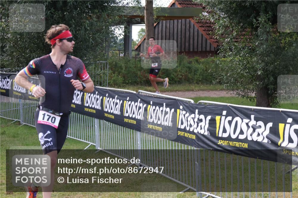 31.08.2025 - Elbe Triathlon Hamburg Luisa Fischer http://msf.ph/oto/8672947 31.08.2025 10:06:05 Laufen 170, 191 meine-sportfotos.de
