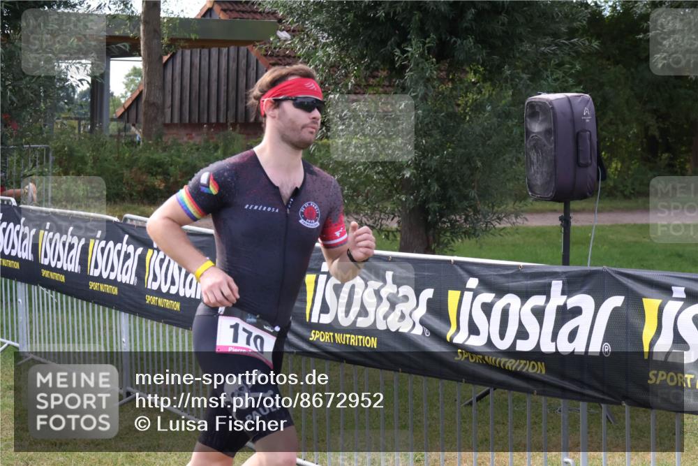 31.08.2025 - Elbe Triathlon Hamburg Luisa Fischer http://msf.ph/oto/8672952 31.08.2025 10:06:05 Laufen 170 meine-sportfotos.de