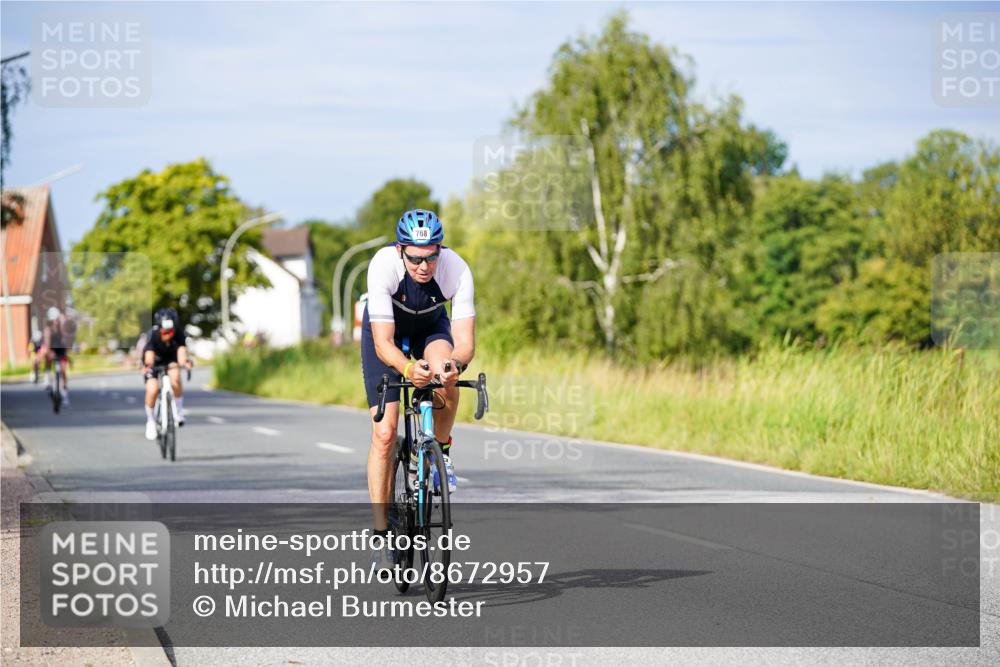 31.08.2025 - Elbe Triathlon Hamburg Michael Burmester http://msf.ph/oto/8672957 31.08.2025 10:09:43 Radfahren 401, 768 meine-sportfotos.de