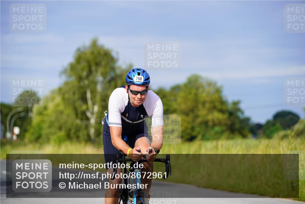 31.08.2025 - Elbe Triathlon Hamburg Michael Burmester http://msf.ph/oto/8672961 31.08.2025 10:09:44 Radfahren 401, 768, 817 meine-sportfotos.de